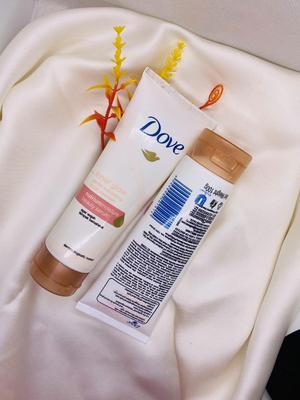 Radiant Glow Facial Cleanser for All Skin Types - Image 2